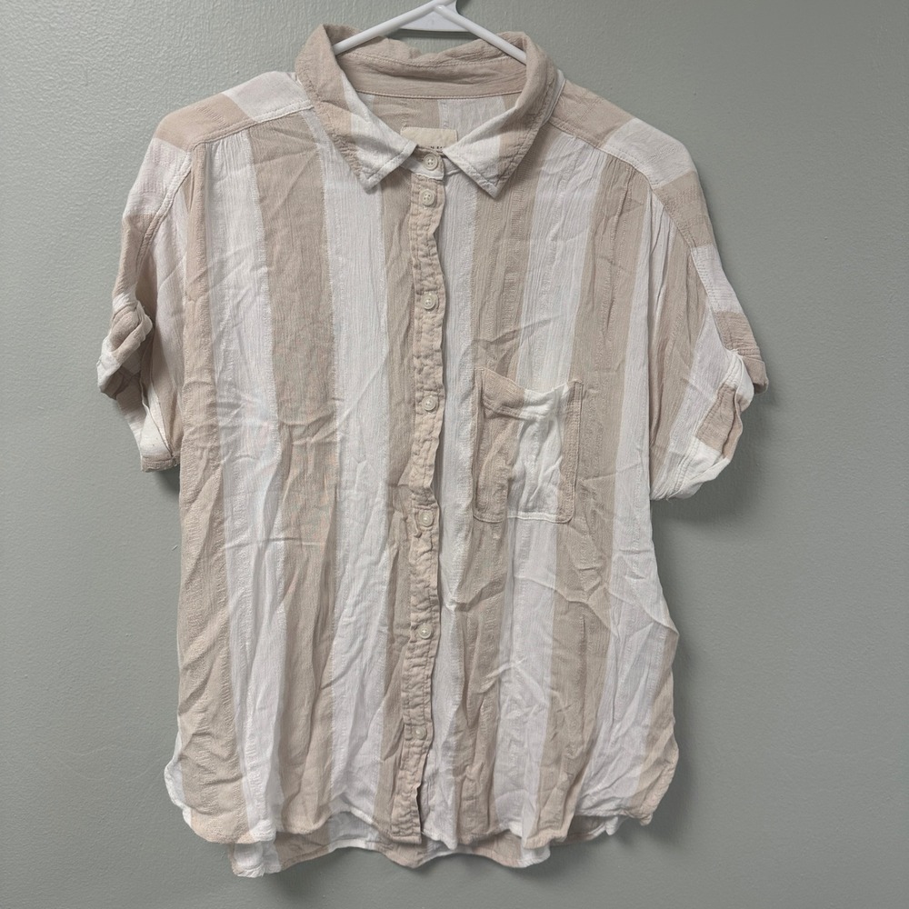 American Eagle Tan White Striped Short Sleeve Button Down Shirt Viscose Medium